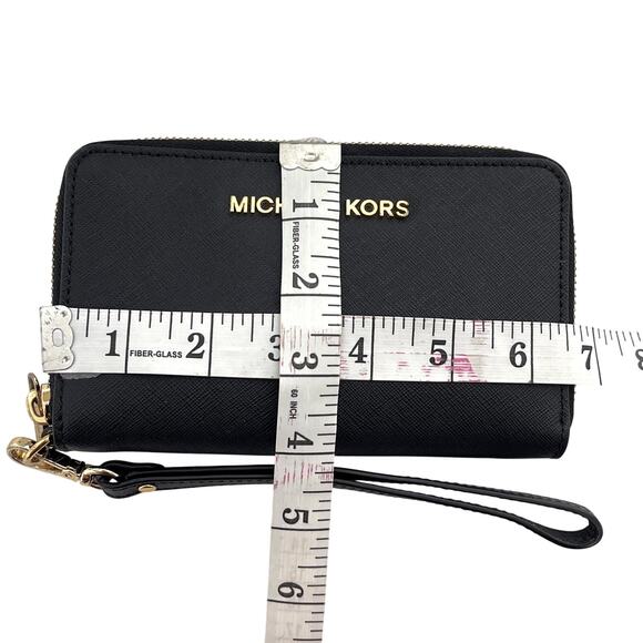 Michael Kors Jet Set Black Zip Around Wristlet - Picture 9 of 11